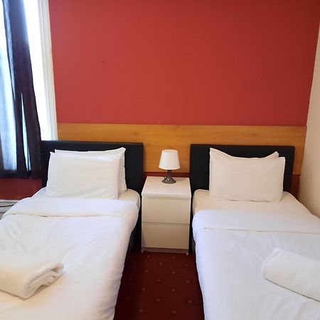 Addenro House B&B サウサンプトン エクステリア 写真