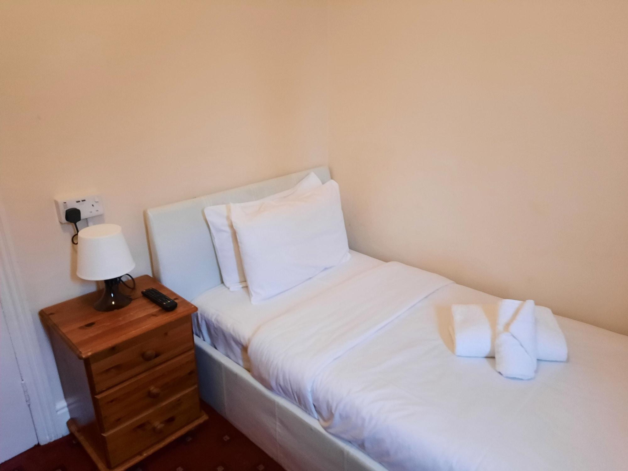 Addenro House B&B サウサンプトン エクステリア 写真