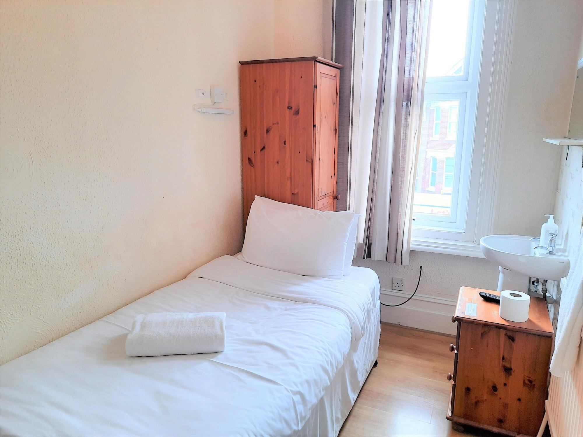 Addenro House B&B サウサンプトン エクステリア 写真